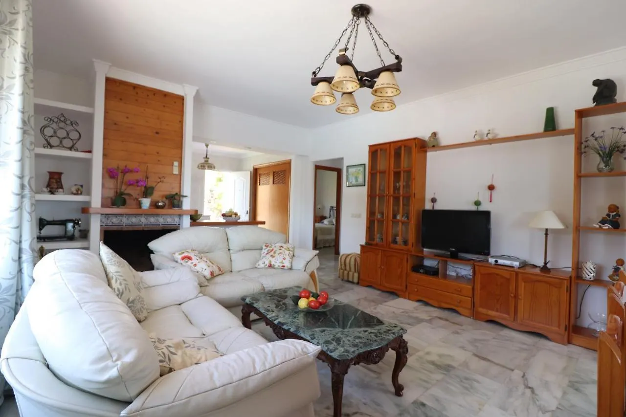 Villa Paloma Romero Spainsunrentals 1163 네르하